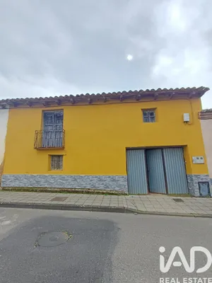 Maison de village à Valverde de la Virgen