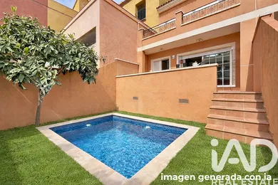 Semi-detached house in Sant Jaume dels Domenys