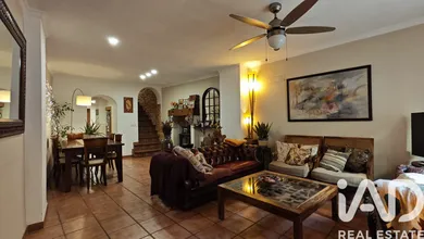 Village house in Pedreguer