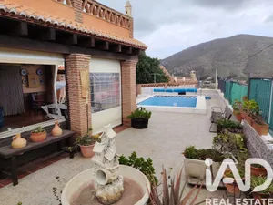 Apartment in house in Molvízar