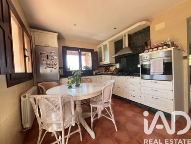 Chalet en Perales del Puerto