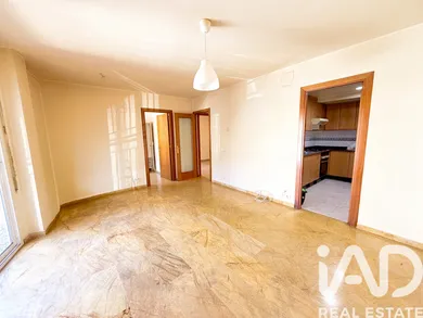 Apartment in Vallirana