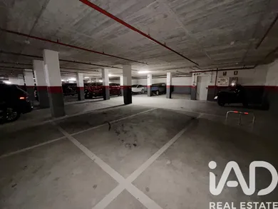 Garage in Esplugues de Llobregat