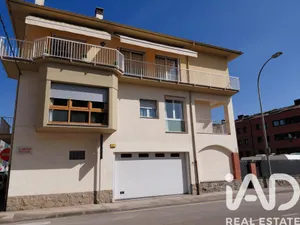 Casa de poble a Olot