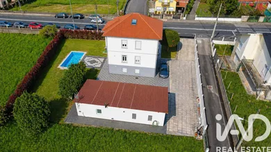 Casa en Neda