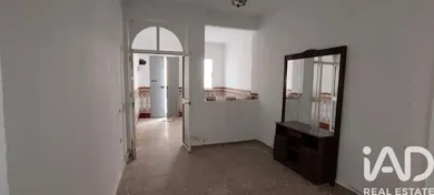 Maison de village à Lora del Río
