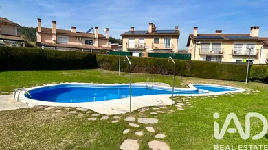 Casa adossada a Lliçà d'Amunt