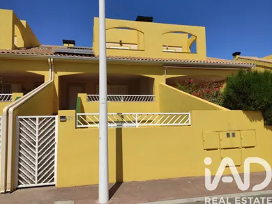 Casa adossada a Sagunto