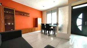Semi-detached house in Manlleu