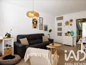 Semi-detached house in Cunit