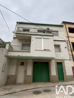 Edificio en Corbera d'Ebre