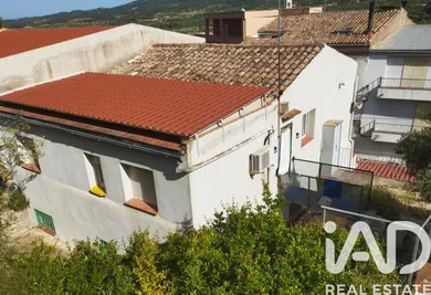 Building in Corbera d'Ebre
