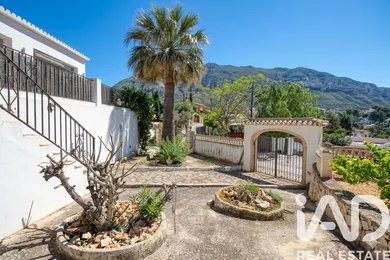 Cottage in Dénia
