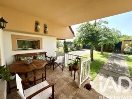 Casa pareada en Santovenia de la Valdoncina