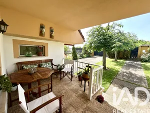 Casa pareada en Santovenia de la Valdoncina