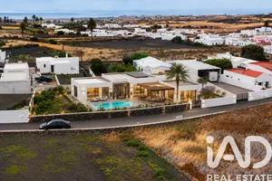 Terreno edificable en Haría