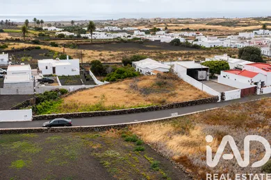 Terreno edificable en Haría