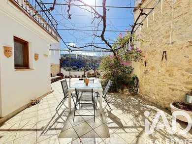 Village house in La Vall d'Alcalà