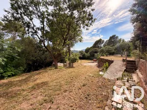 Land in vacarisses