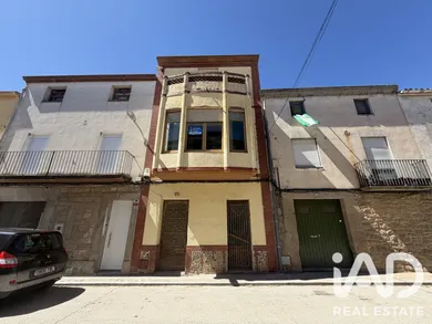 Village house in Castellserà