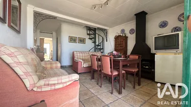 Semi-detached house in Oliva
