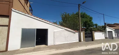 Village house in Alba de Yeltes