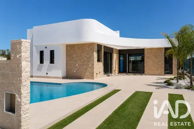 Casa de campo en Los Montesinos