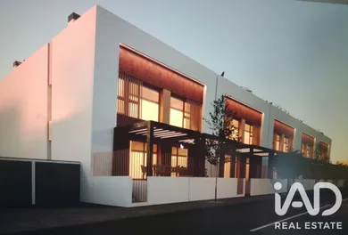Casa pareada en Dolores