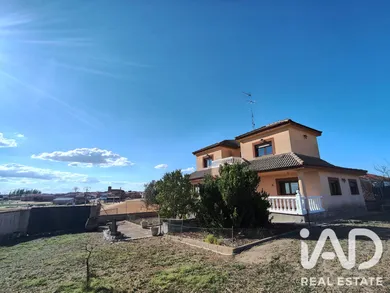 Farm land in Aldeanueva de Figueroa