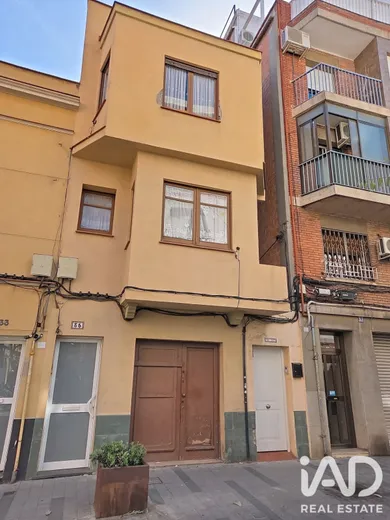 Building in Cornellà de Llobregat