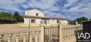 Casa de pagès a Yecla