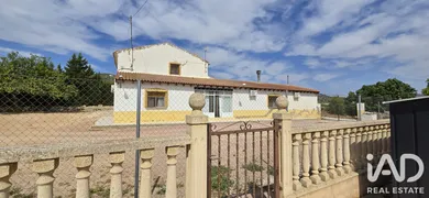 Casa de campo en Yecla