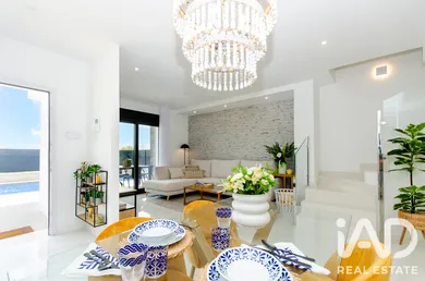 Cottage in ORIHUELA