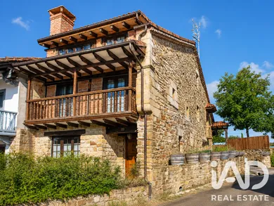 House in Arenas de Iguña