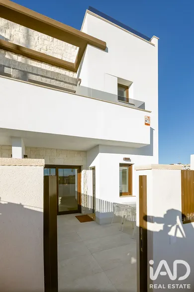 Terraced house in ORIHUELA 