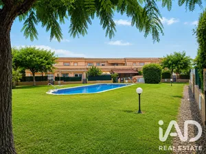 Casa adosada en Mont-roig del Camp