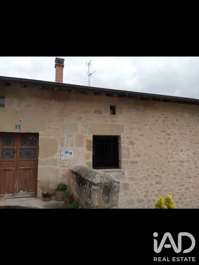 Village house in Lantarón