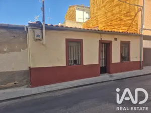 Semi-detached house in Salamanca