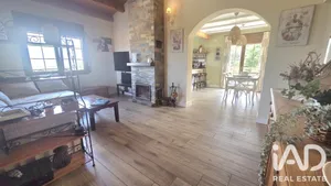 Chalet en Castellet i la Gornal