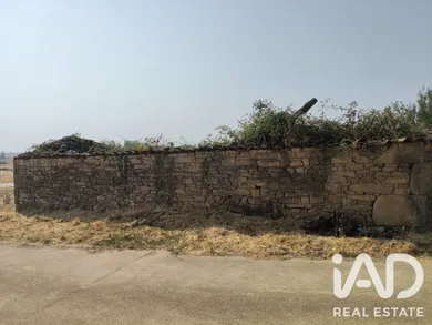 Building plot in Moronta