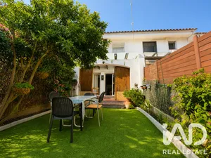 Casa adossada a Lloret de Mar