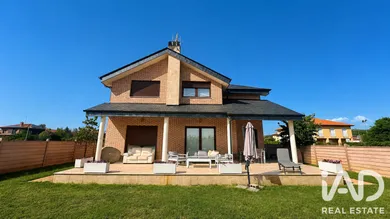 House in Villarrodrigo de las Regueras ( Villaobispo )