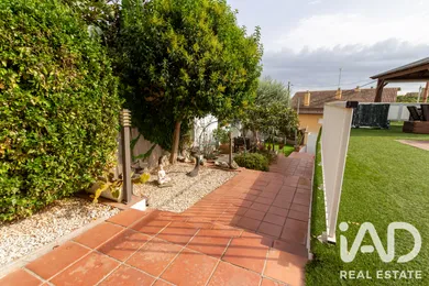 Semi-detached house in Castelldefels