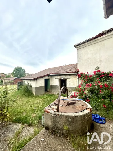 Casa de pueblo en Riello