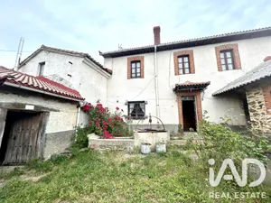 Casa de pueblo en Riello