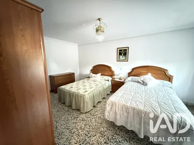 Casa a VILLACÉ ( Villamañán )