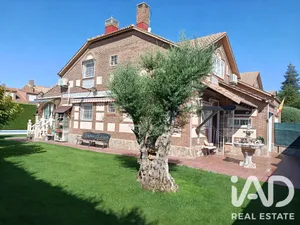 Casa pareada en Meco
