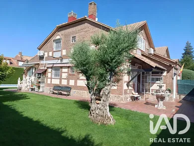 Maison mitoyenne à Meco