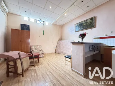 Estudio en Blanca