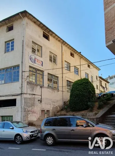 Edificio en Arenas de San Pedro